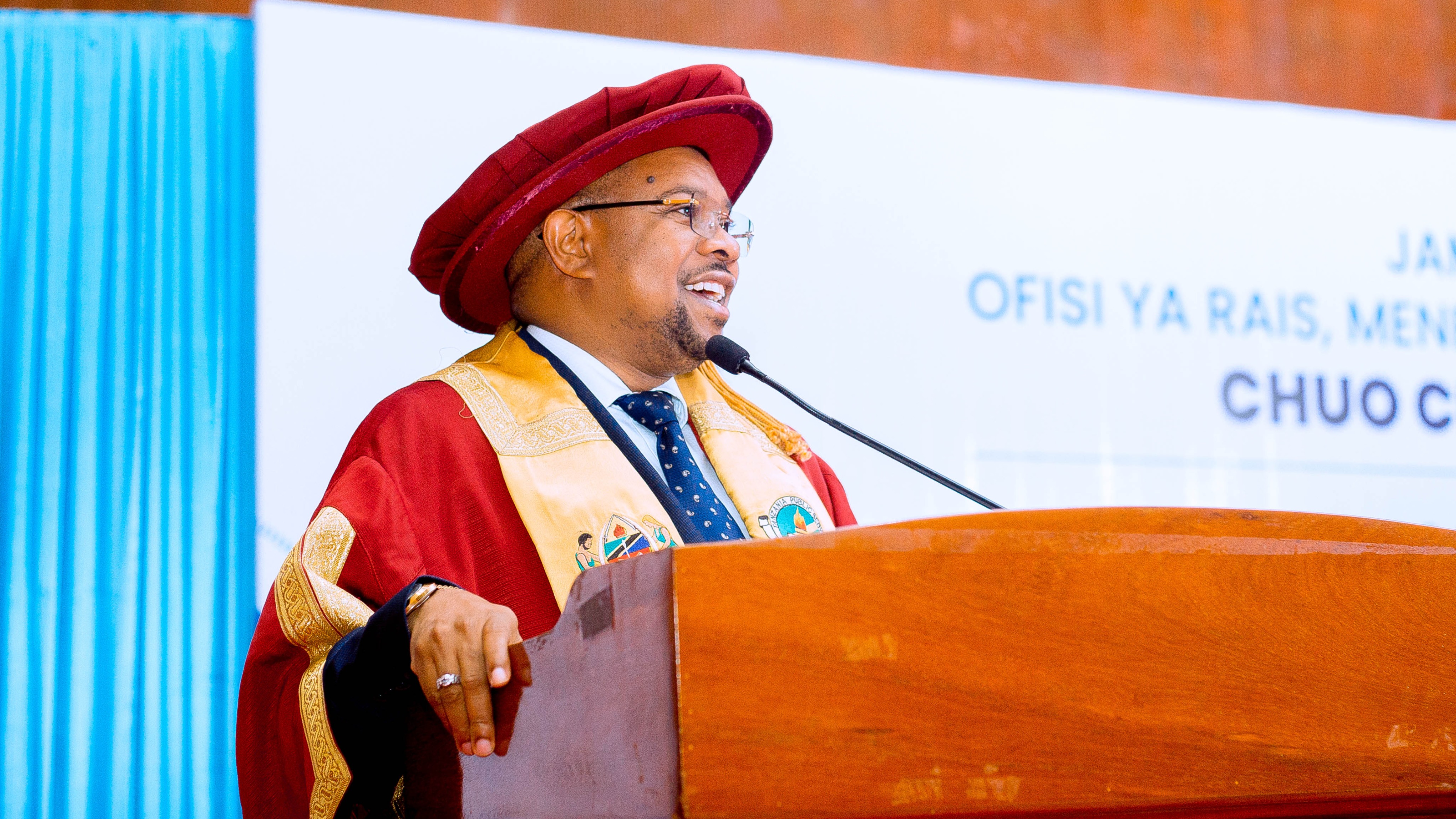 WAZIRI KIKWETE AKITAKA CHUO KU...